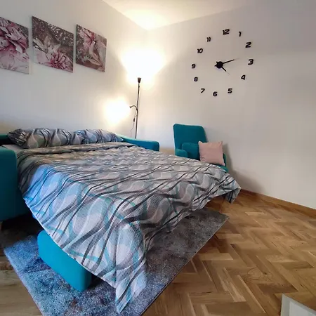 Pina Apartment *